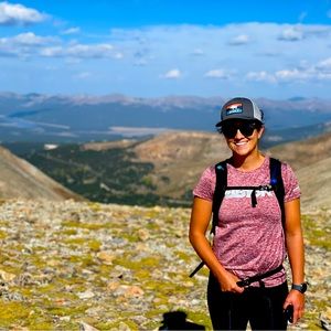 Meet your Posher, Lauren